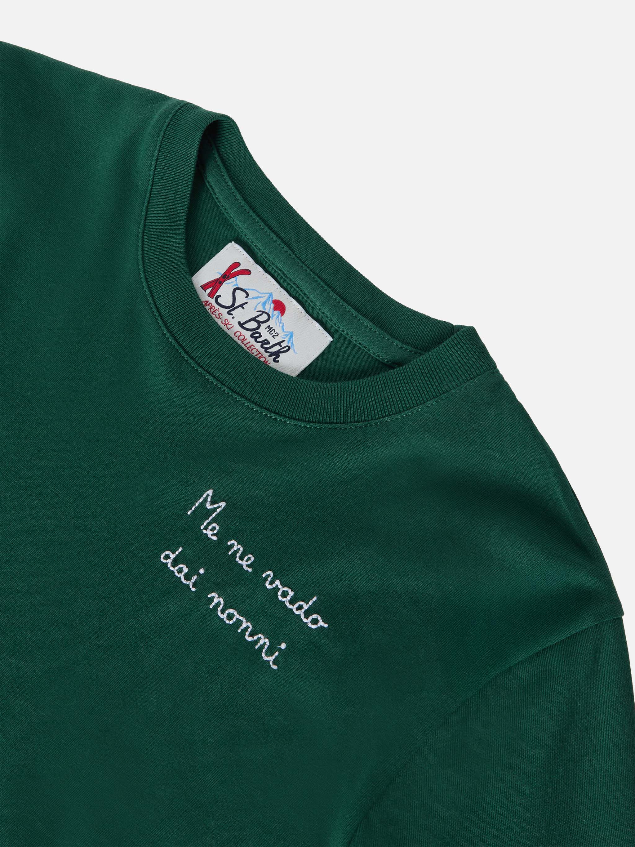 Luton long-sleeve cotton T-shirt in green with Me ne vado dai nonni embroidery - Image 3