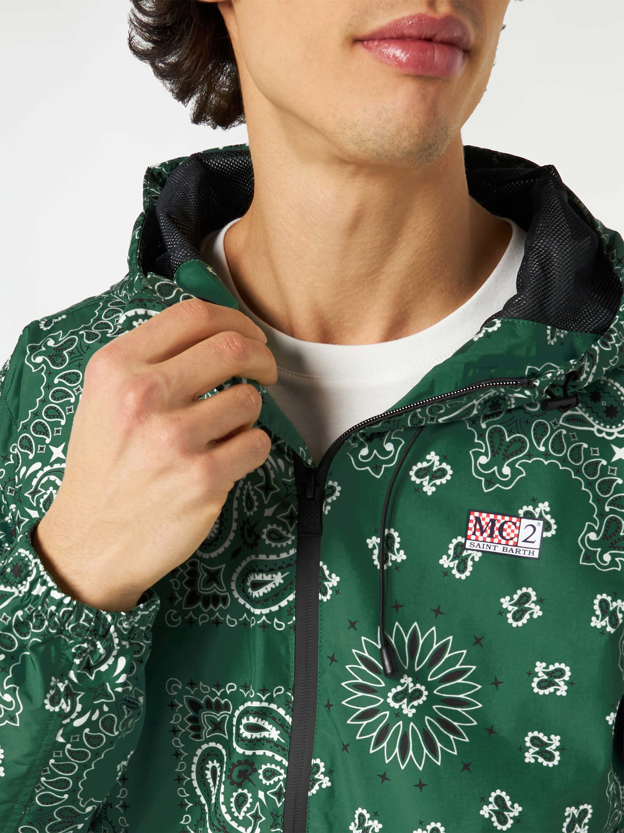 Man hooded lightweight windbreaker with bandanna print - Image 2