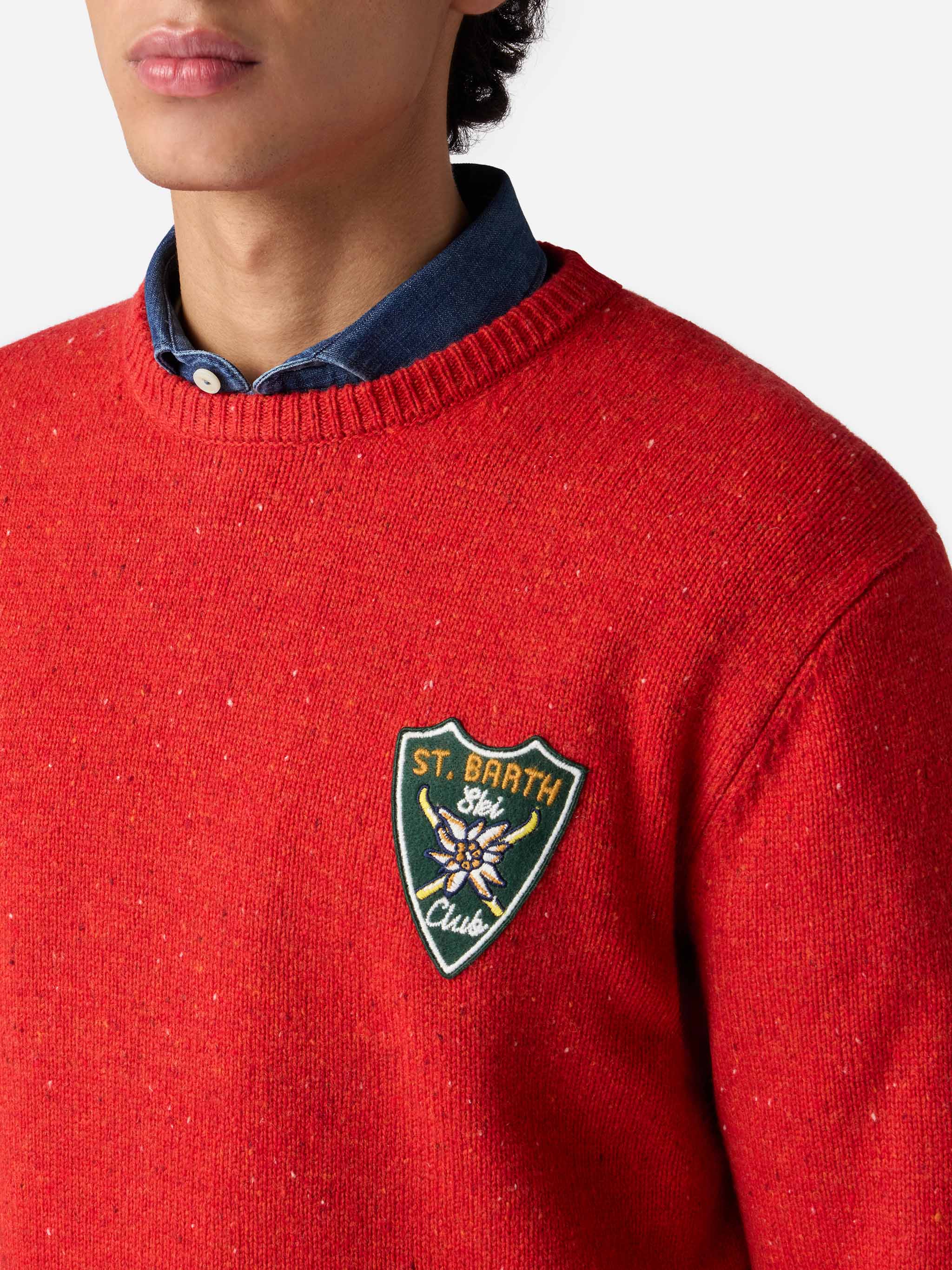 Man red sweater - Image 2