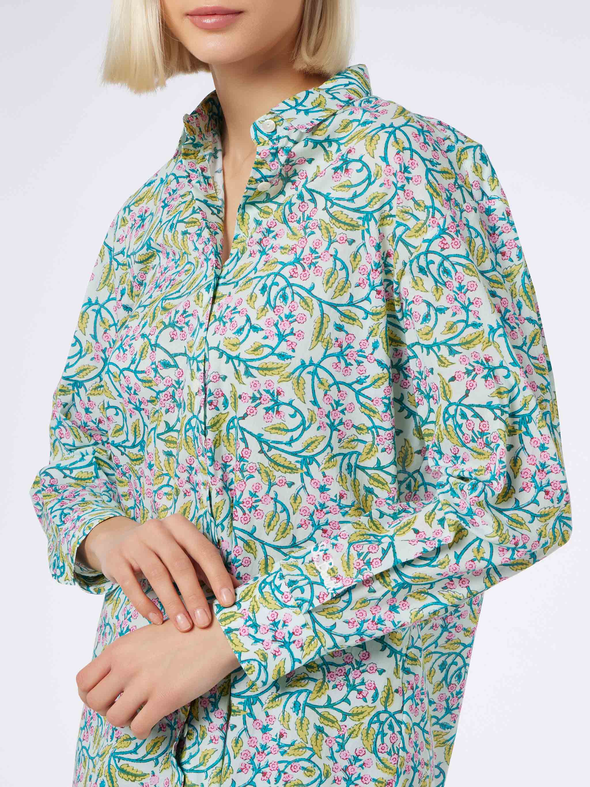 Woman cotton shirt Brigitte with flower print - Image 4