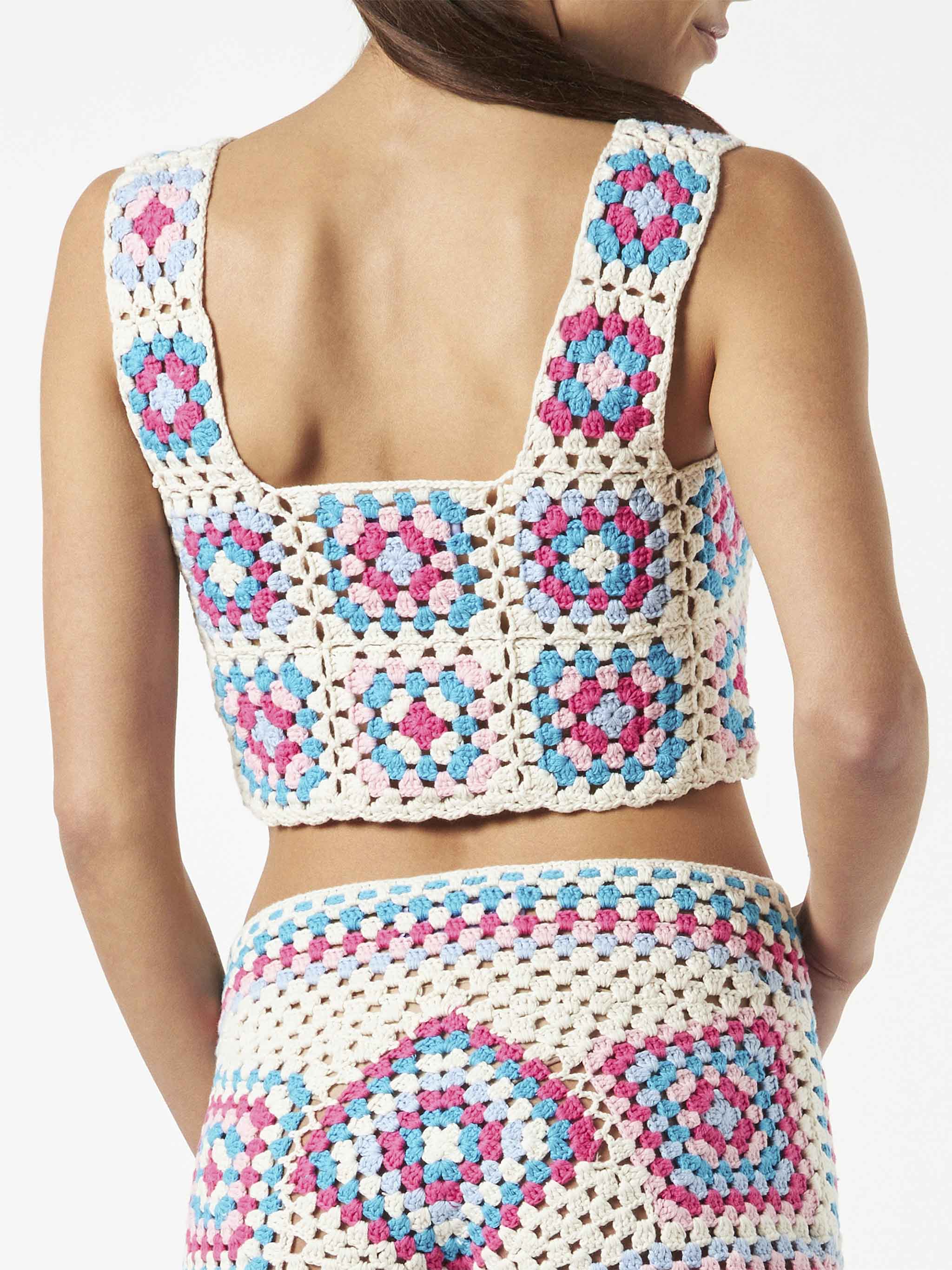 Woman handmade crochet top - Image 3