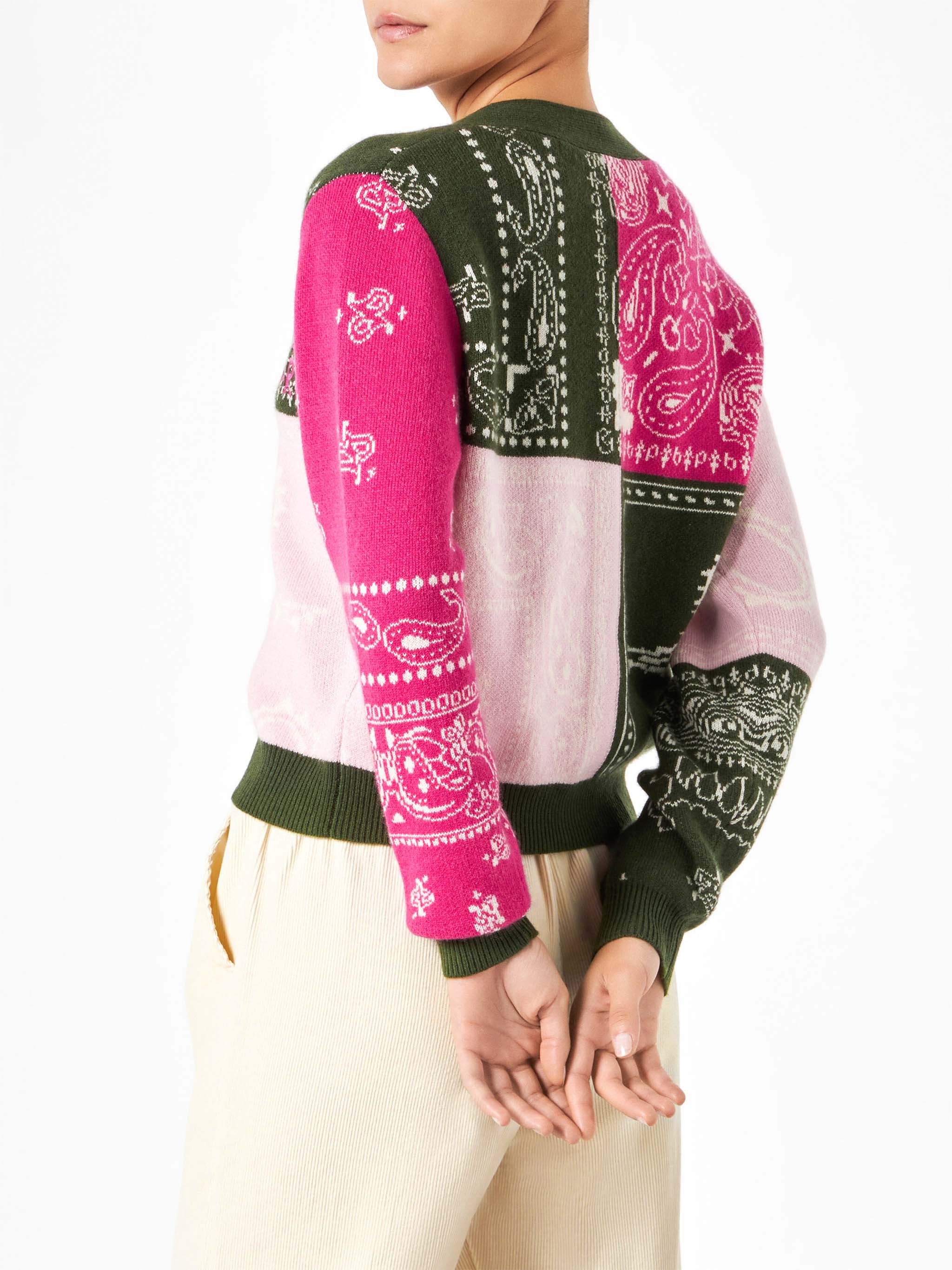 Woman cropped cardigan with bandanna print - Image 2